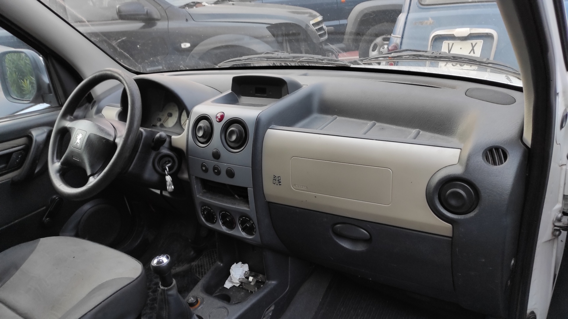 CAJA MARIPOSA PEUGEOT PARTNER (S2) - vista 4