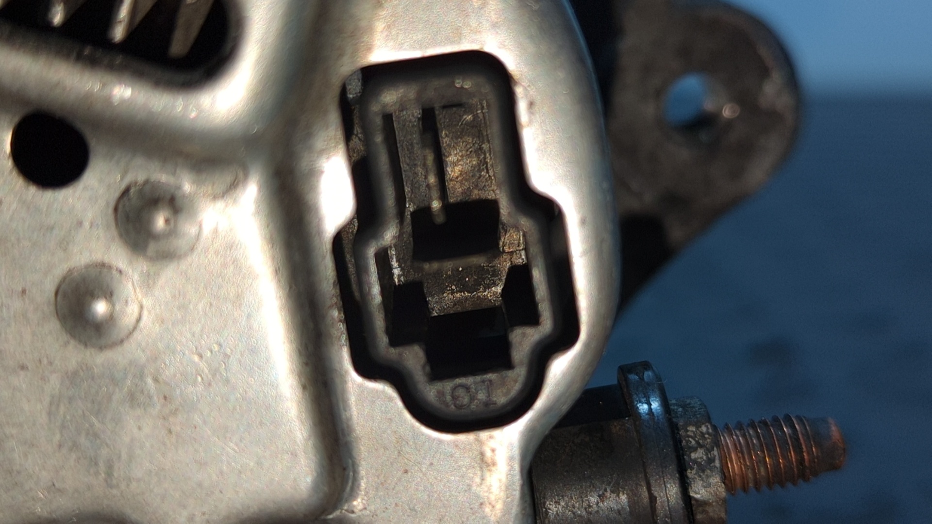 ALTERNADOR AIXAM 400 - vista 2