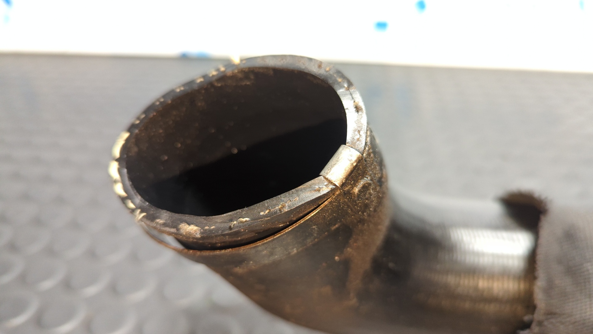 TUBO LAND ROVER DISCOVERY - vista 2