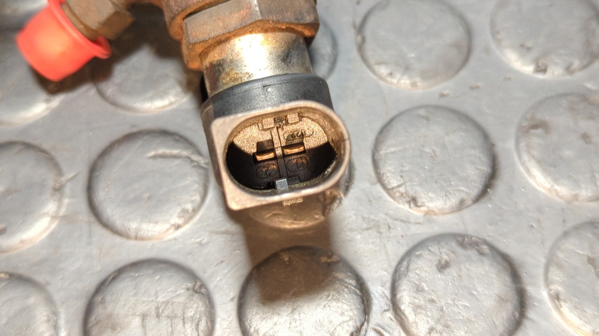 INYECTOR LAND ROVER DISCOVERY - vista 2