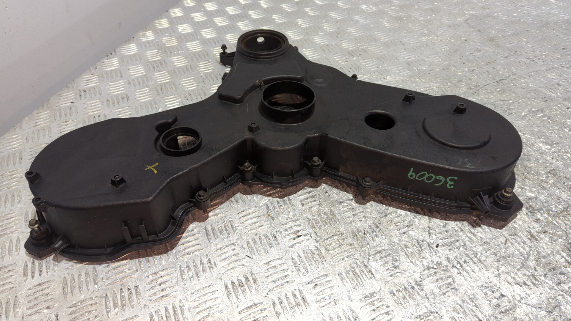 TAPA DISTRIBUCION LAND ROVER DISCOVERY - vista 3