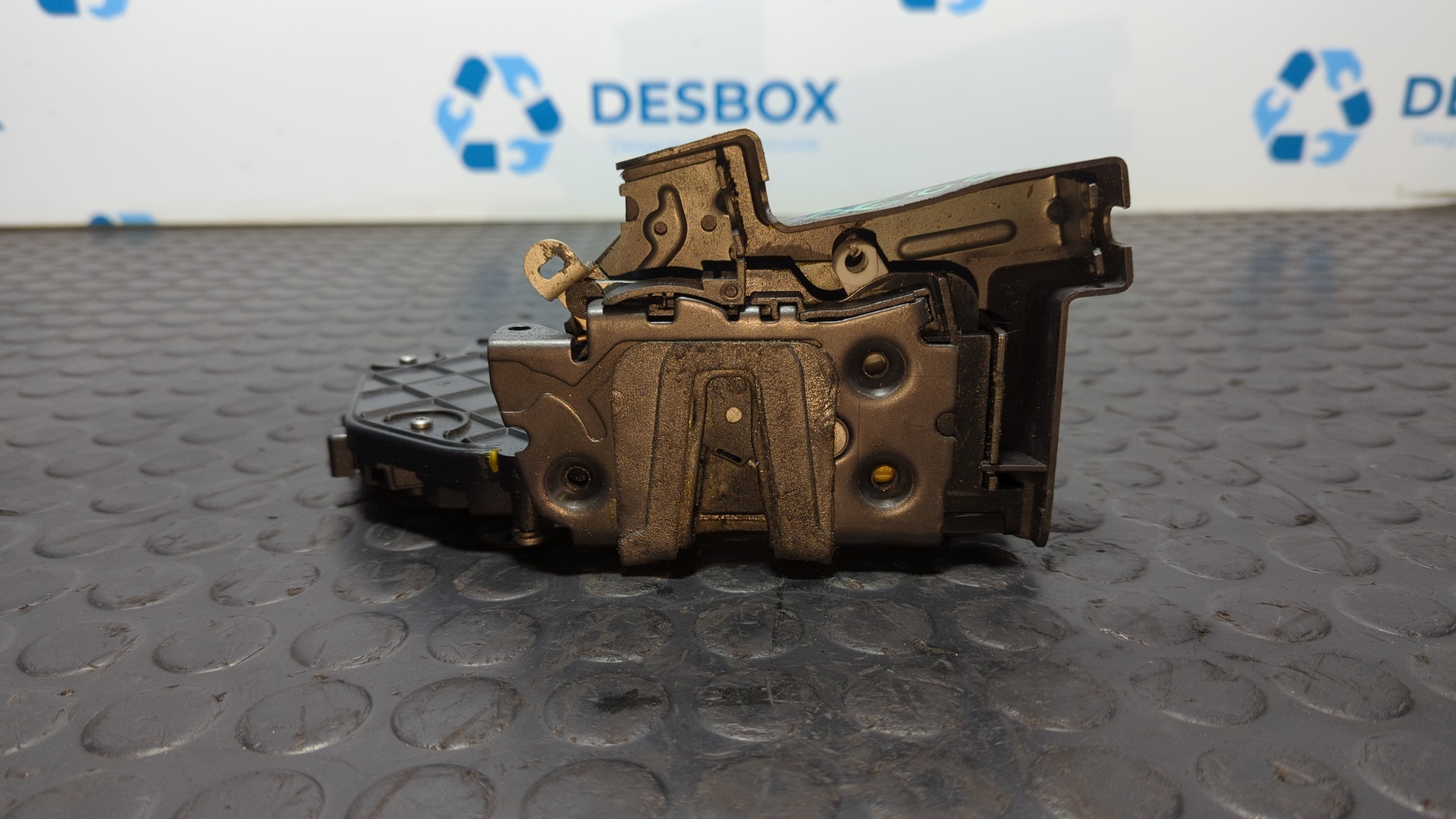 CERRADURA PUERTA DELANTERA IZQUIERDA LAND ROVER DISCOVERY - vista 4