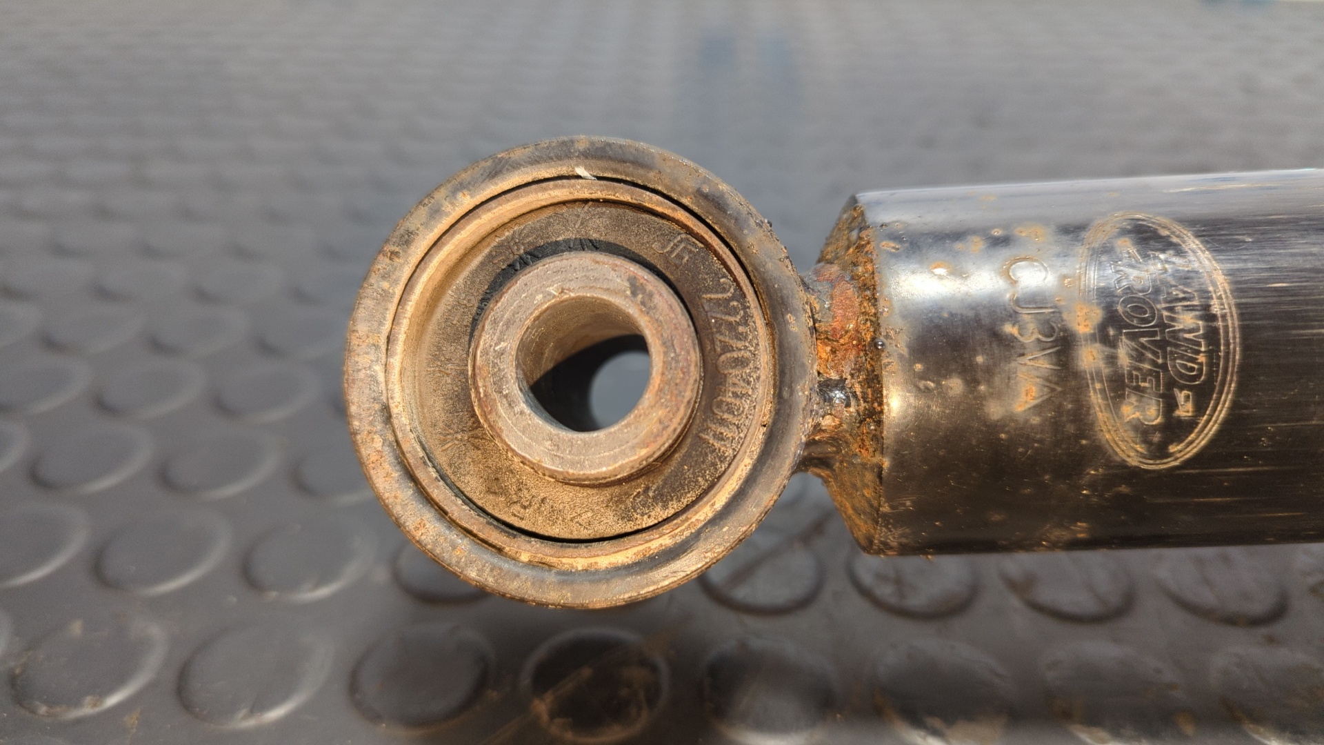 AMORTIGUADOR TRASERO DERECHO LAND ROVER DISCOVERY - vista 4