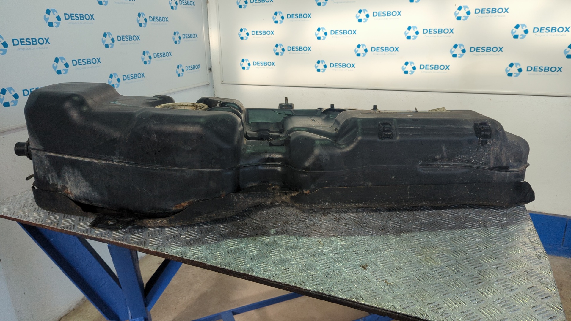 DEPOSITO COMBUSTIBLE LAND ROVER DISCOVERY - vista 5
