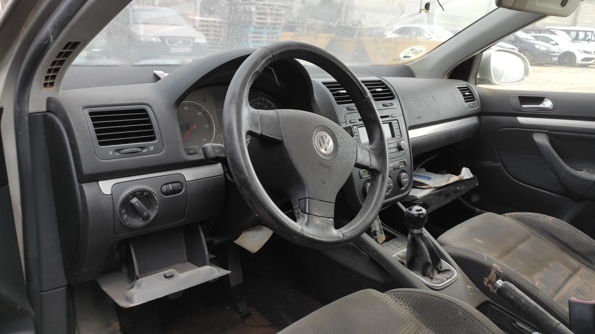 MANGUETA DELANTERA DERECHA VOLKSWAGEN JETTA (1K2) - vista 3