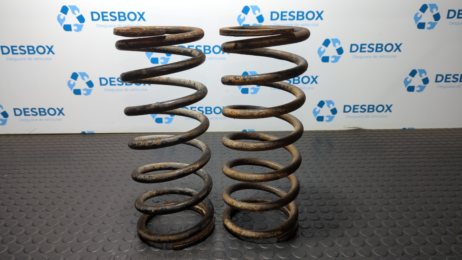 JUEGO MUELLES TRASEROS LAND ROVER DEFENDER