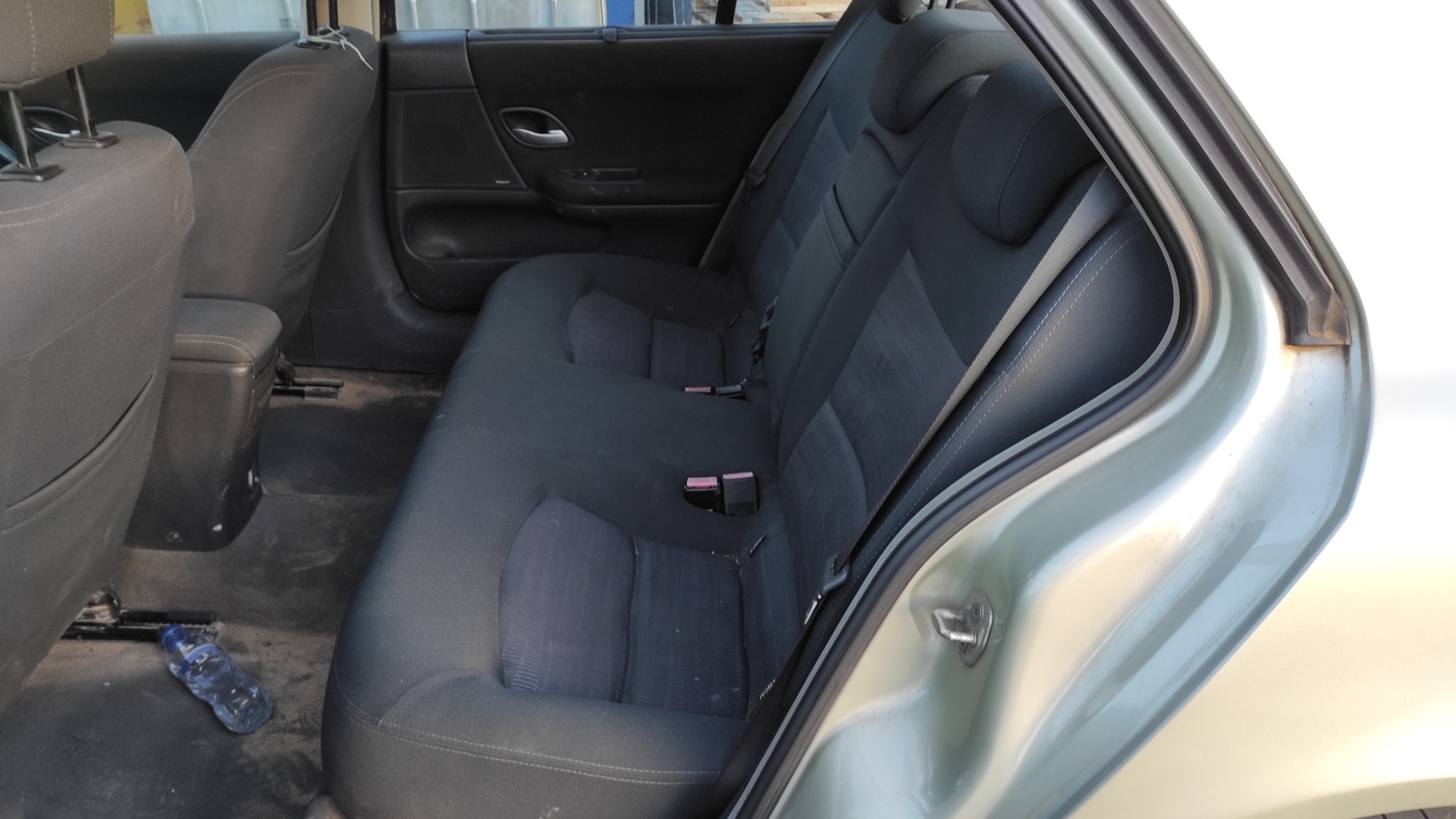 MANGUETA DELANTERA IZQUIERDA RENAULT LAGUNA II (BG0) - vista 10