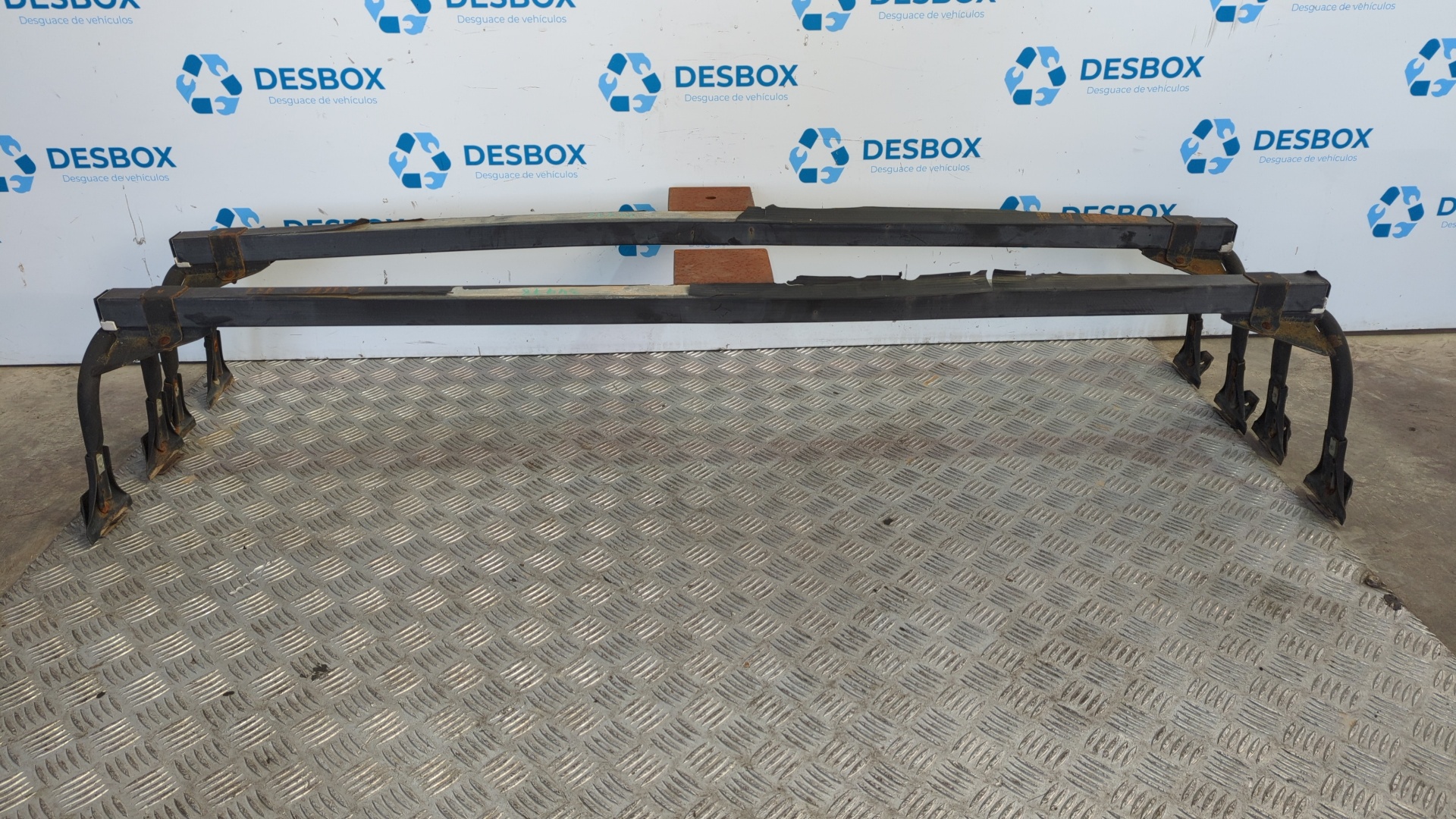 BACA PORTAEQUIPAJES LAND ROVER DEFENDER - vista 2