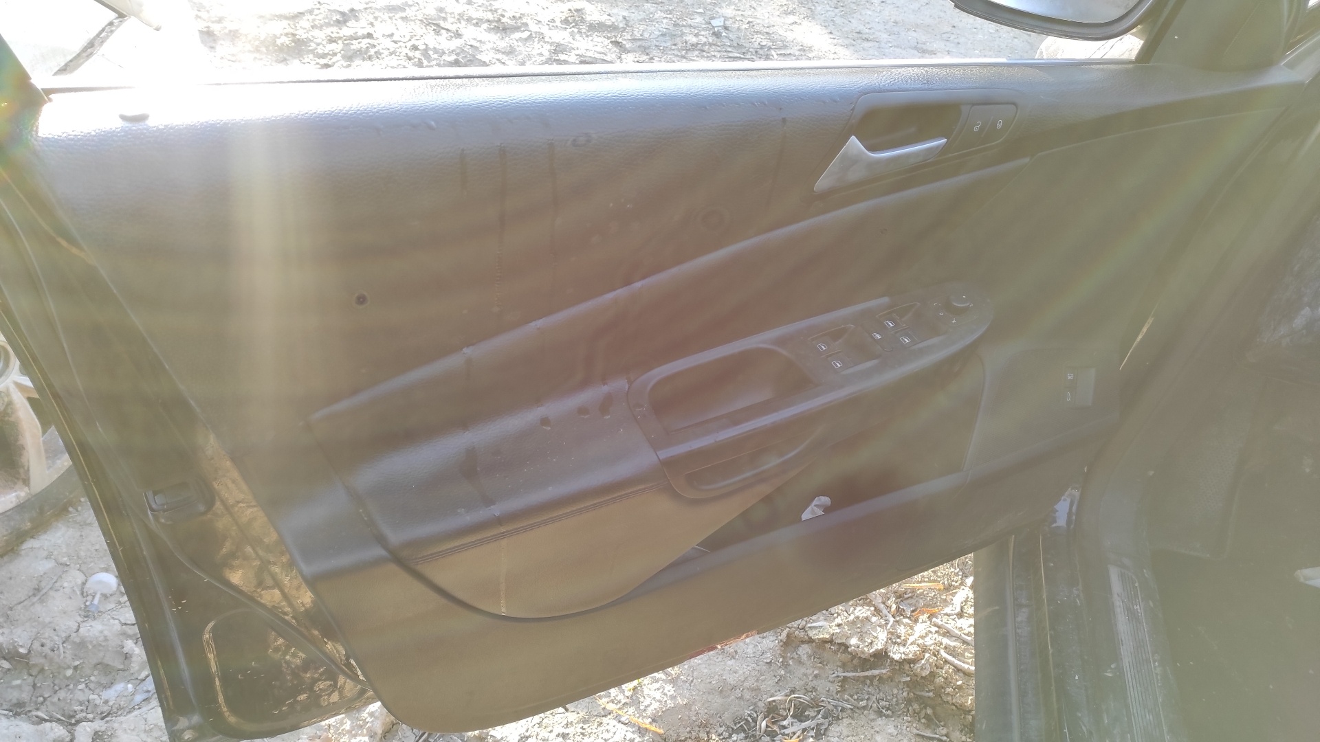 MANDO ELEVALUNAS DELANTERO IZQUIERDO VOLKSWAGEN PASSAT VARIANT (3C5) - recambio desguace - vista 3