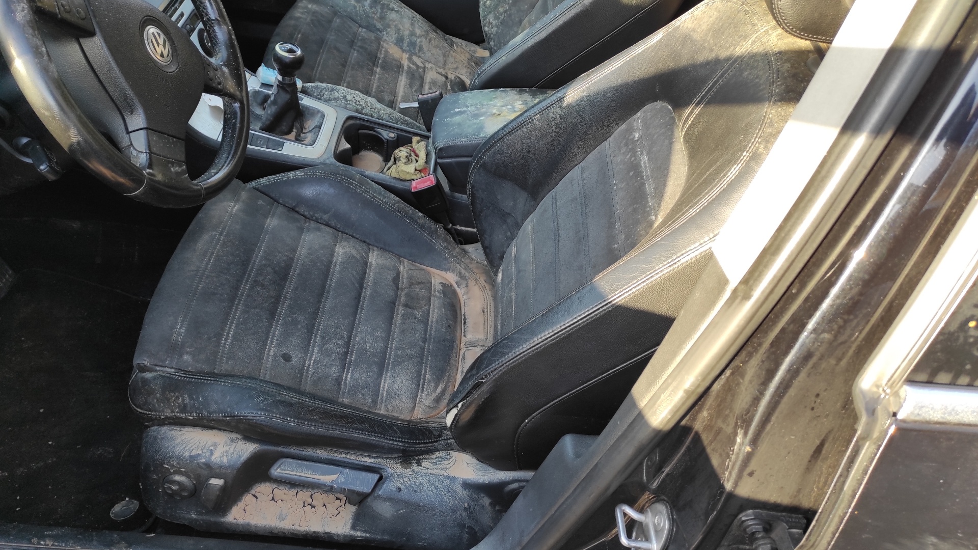 MANDO ELEVALUNAS DELANTERO IZQUIERDO VOLKSWAGEN PASSAT VARIANT (3C5) - recambio desguace - vista 5