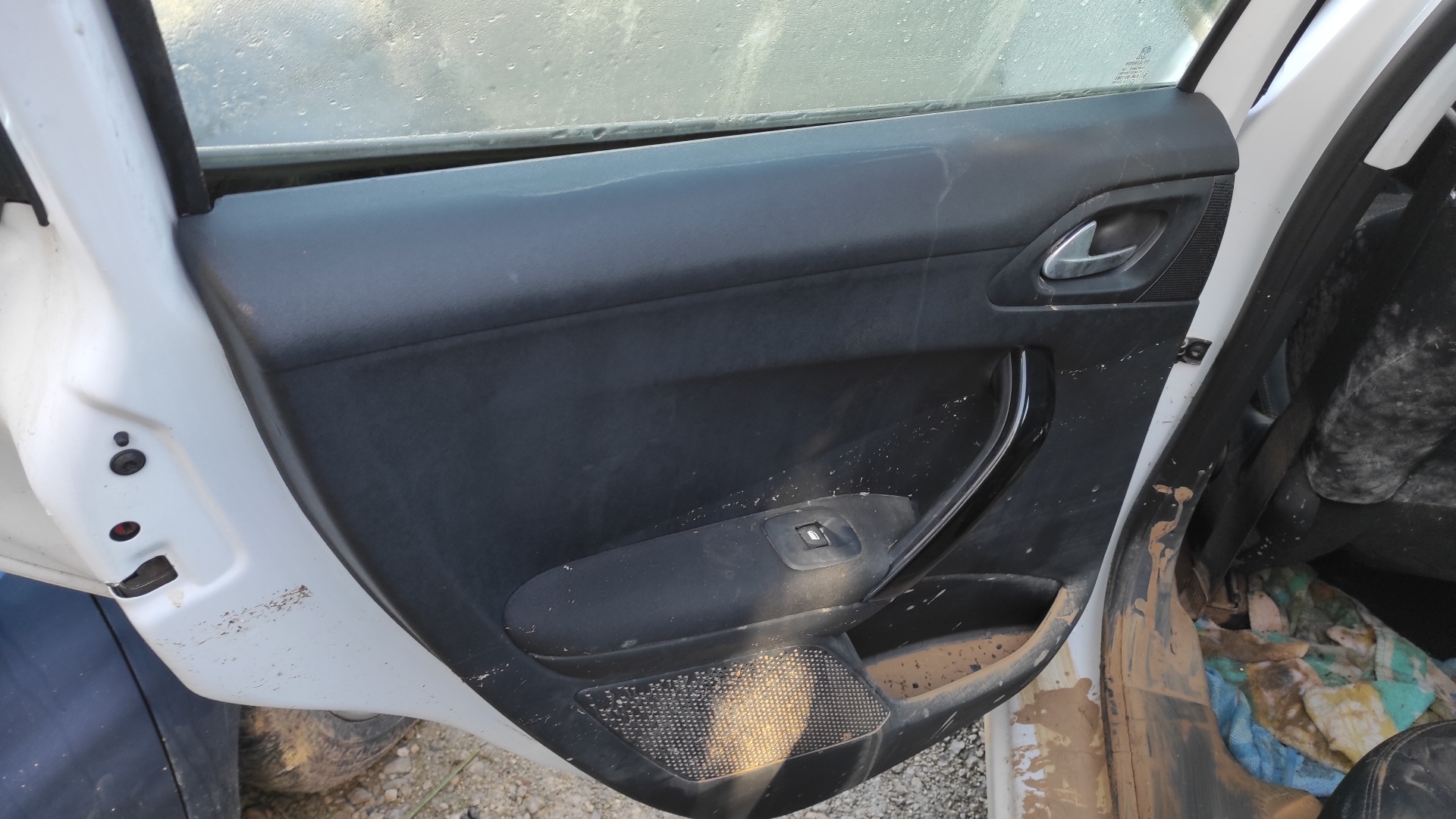 MOLDURA PEUGEOT 208 - vista 9