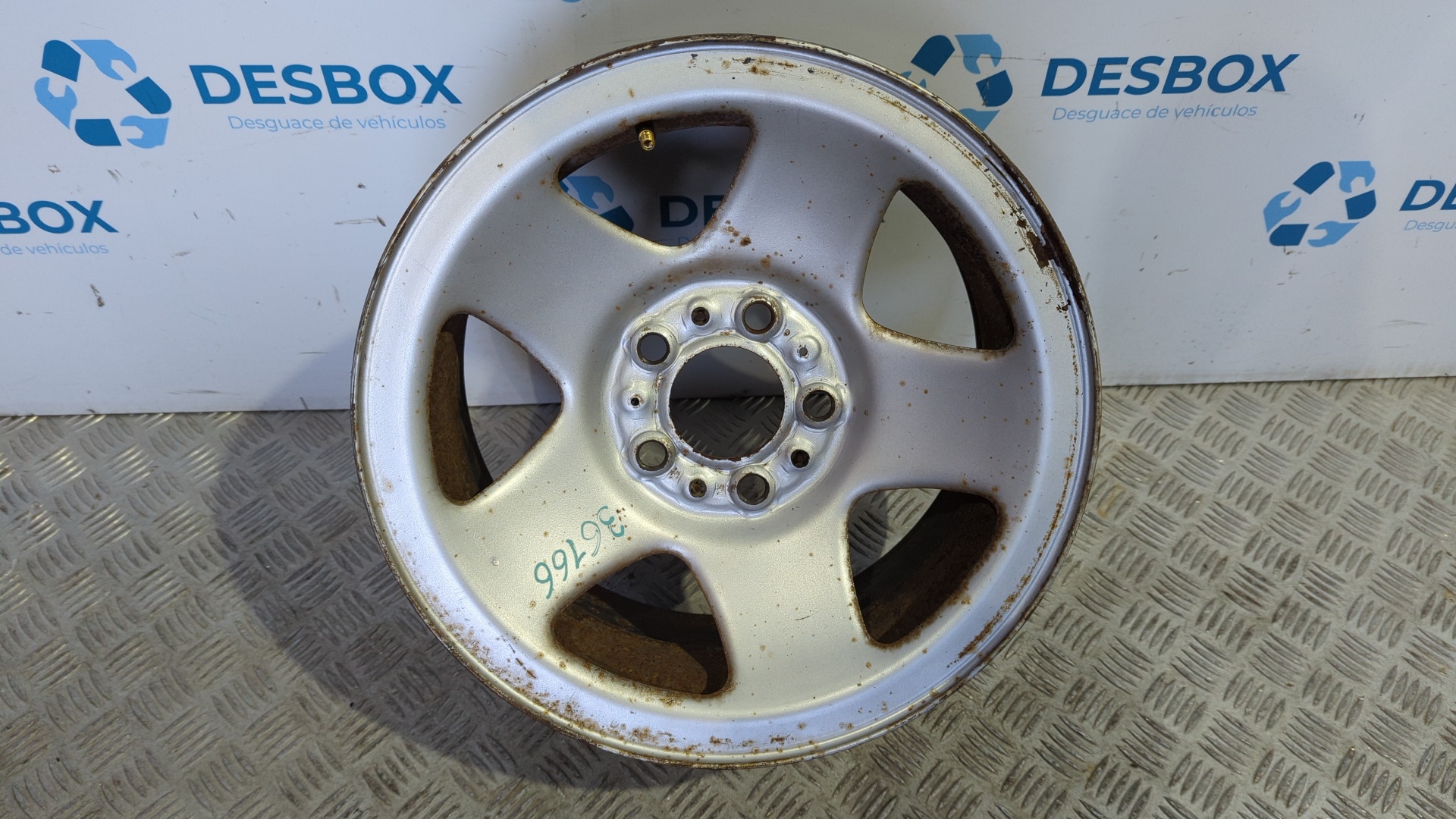 JUEGO LLANTAS CHRYSLER JEEP CHEROKEE (J) - vista 2