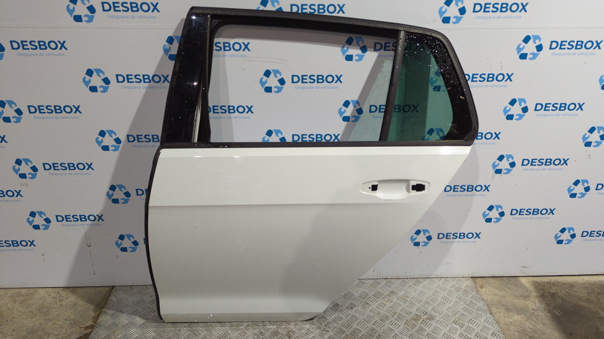 PUERTA TRASERA IZQUIERDA VOLKSWAGEN GOLF VII LIM.