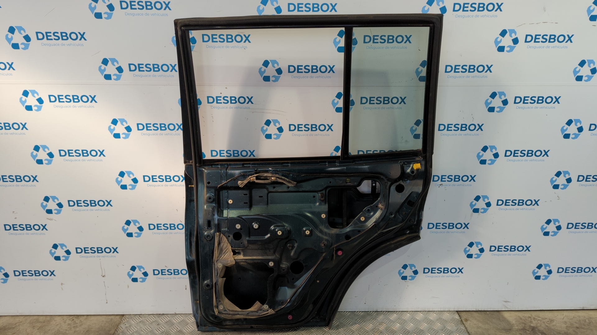 PUERTA TRASERA DERECHA MITSUBISHI MONTERO (V80/V90) - vista 4