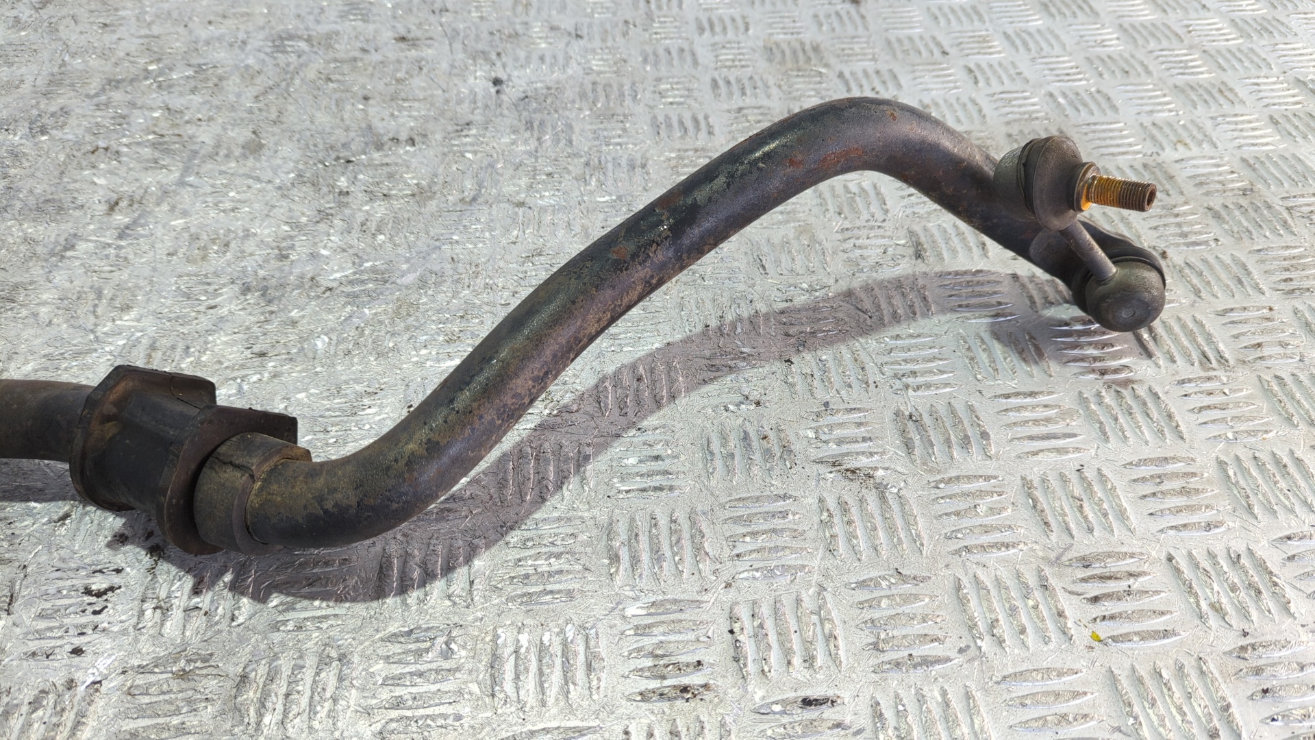 BARRA ESTABILIZADORA DELANTERA MITSUBISHI MONTERO (V80/V90) - vista 2