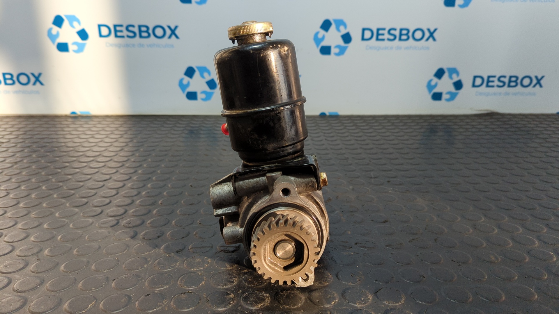 BOMBA DIRECCION MITSUBISHI MONTERO (V80/V90)