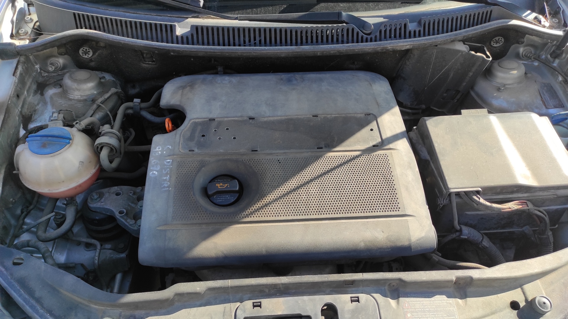 PUERTA DELANTERA DERECHA VOLKSWAGEN POLO (9N3) - vista 12