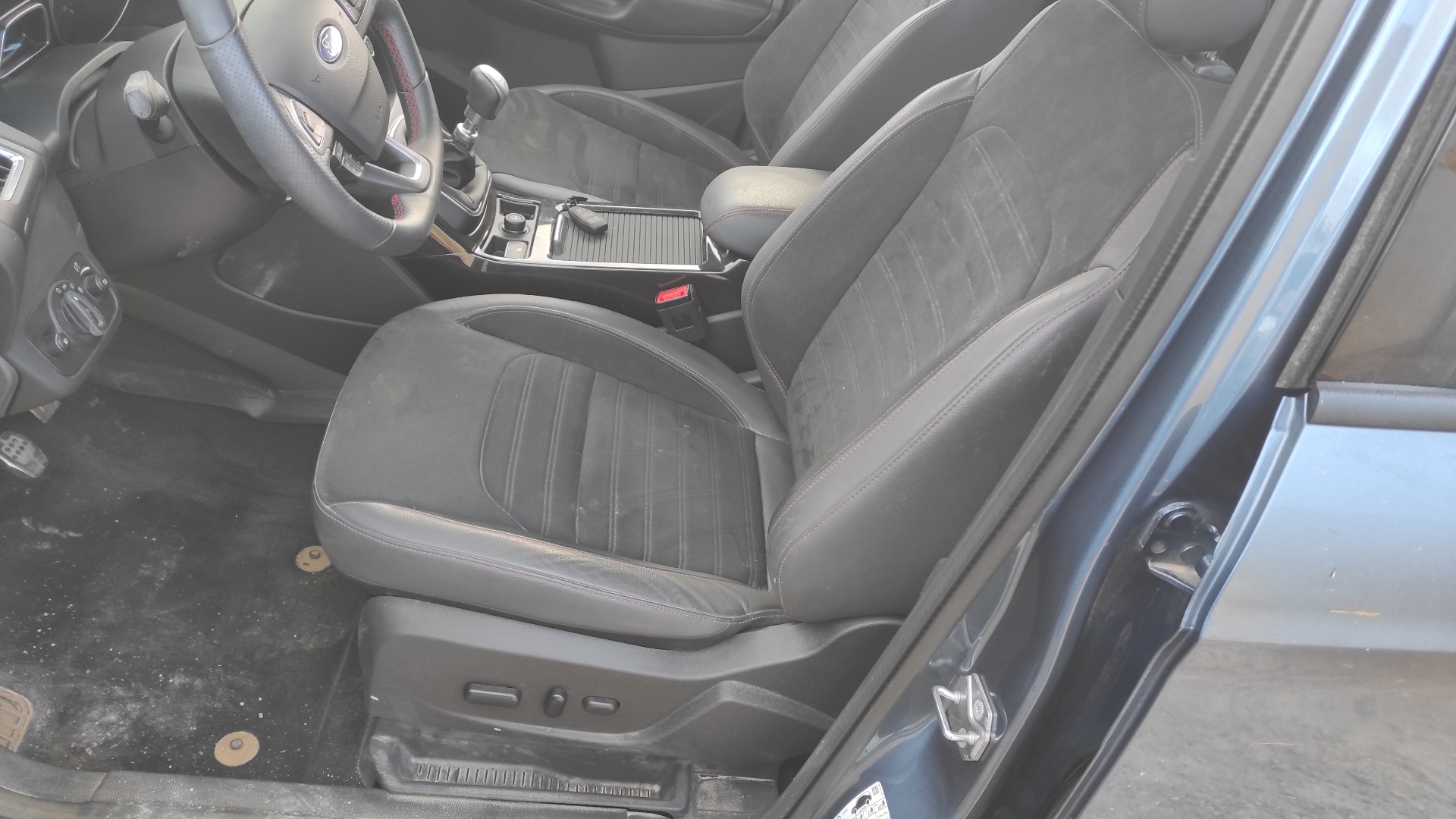 DELCO FORD KUGA - vista 12