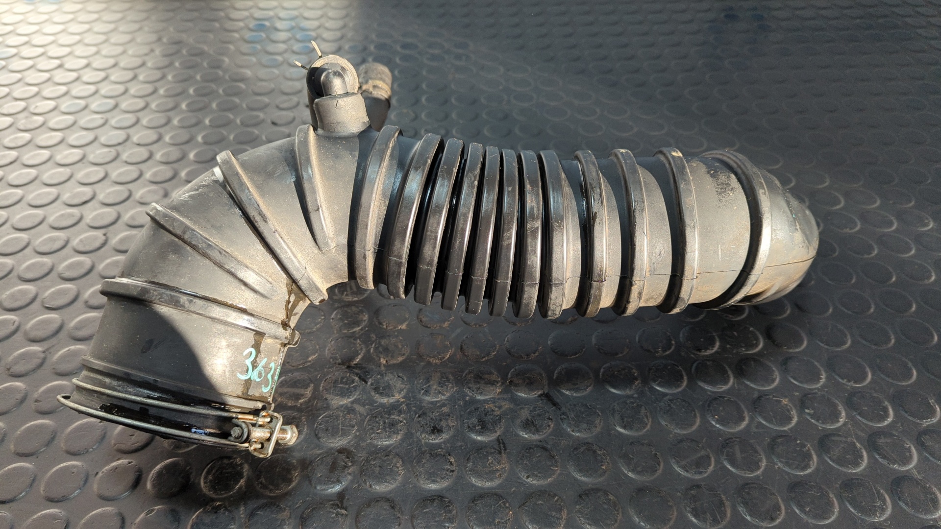 TUBO ASPIRACION ADMISION MITSUBISHI MONTERO (V80/V90) - vista 2