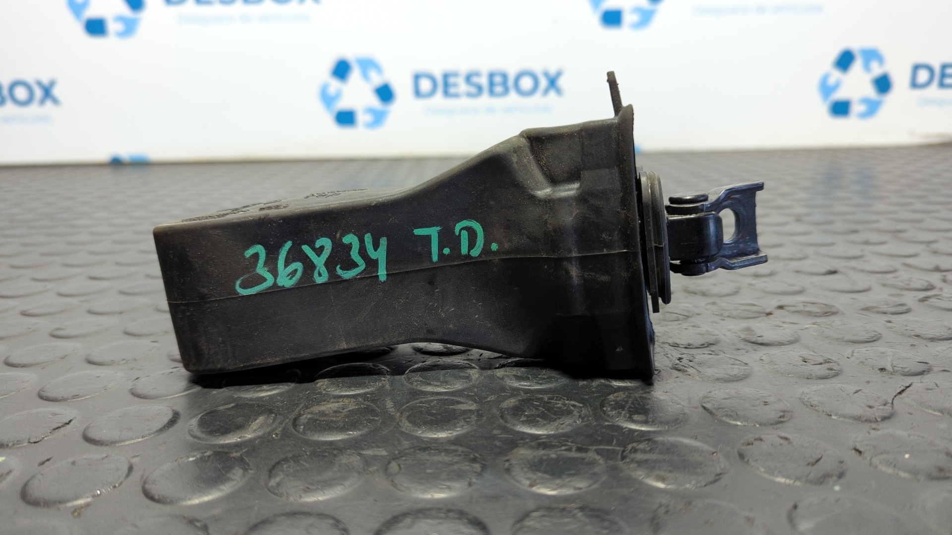 RETENEDOR PUERTA DERECHA VOLKSWAGEN GOLF VII LIM.