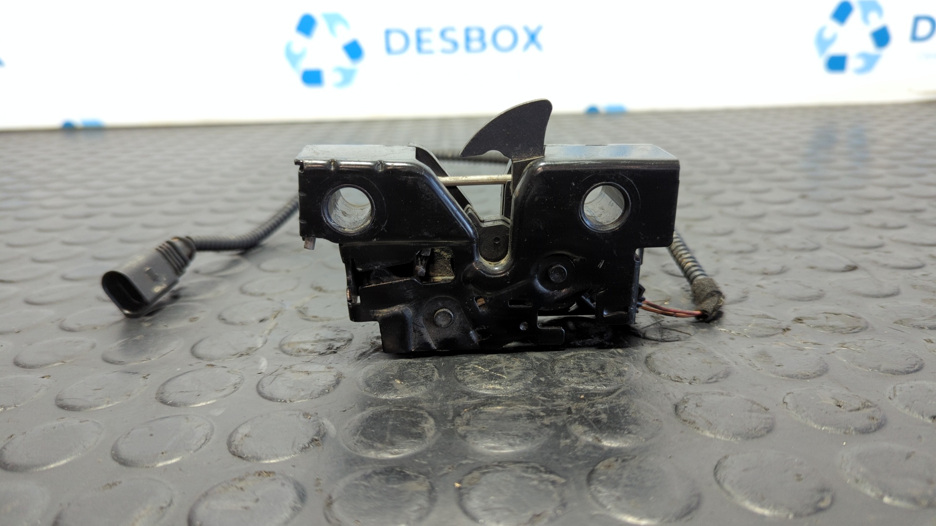 CERRADURA CAPO VOLKSWAGEN GOLF VII LIM. - vista 5