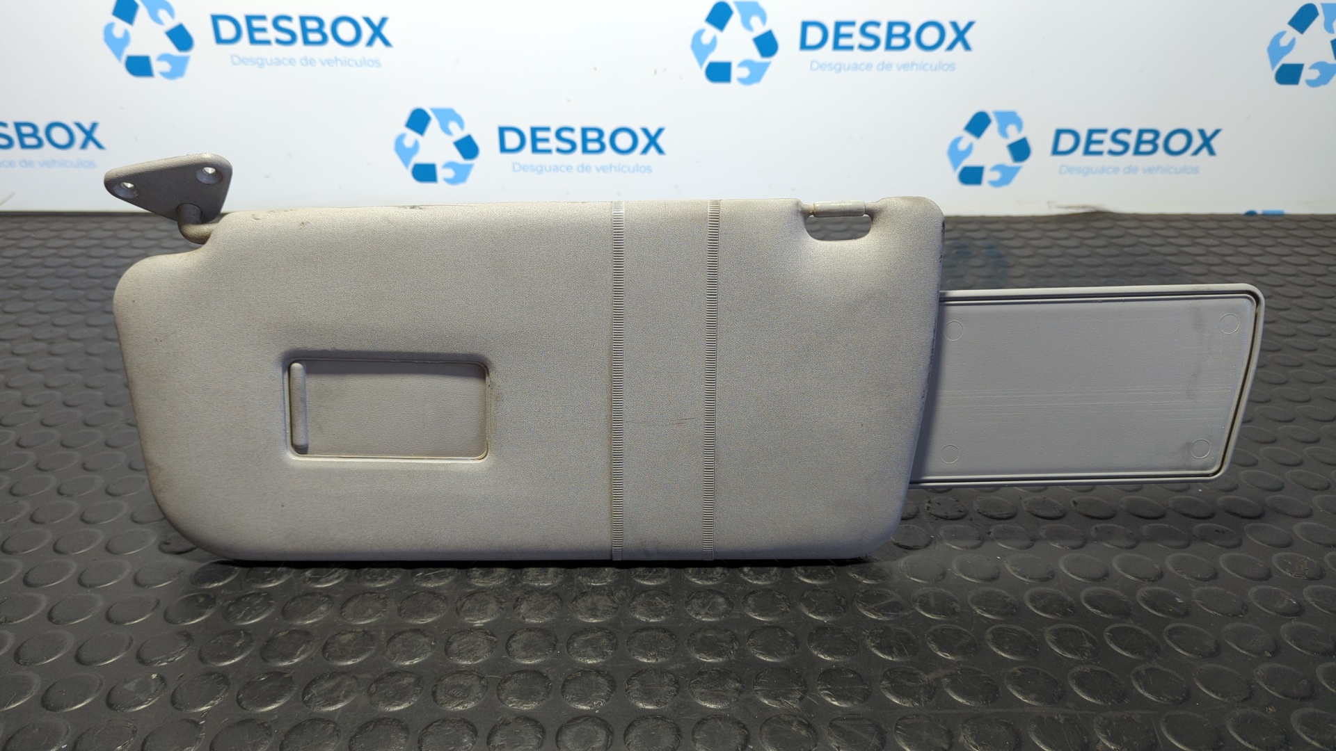 PARASOL IZQUIERDO MITSUBISHI MONTERO (V80/V90)