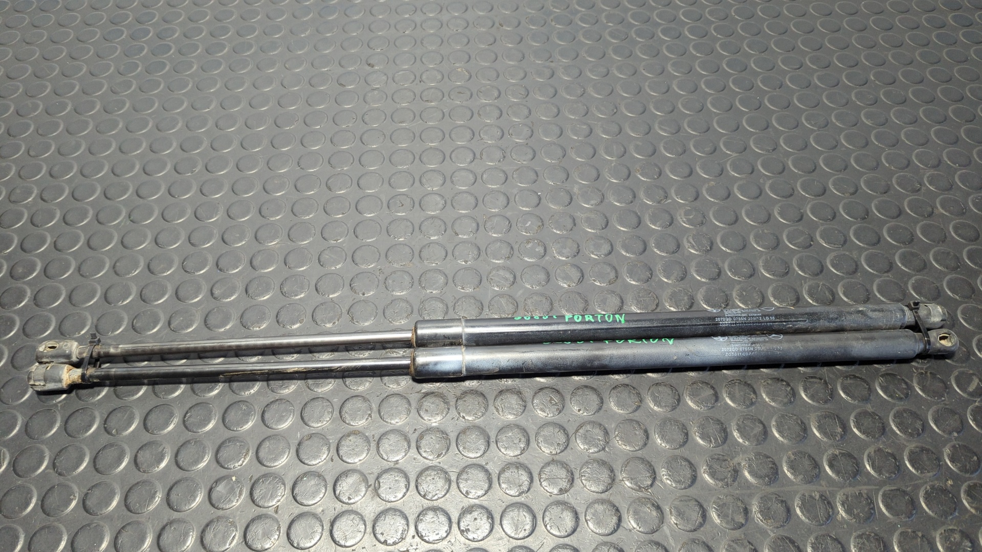 AMORTIGUADORES MALETERO / PORTON MERCEDES-BENZ VITO (W639) BASIC, COMBI