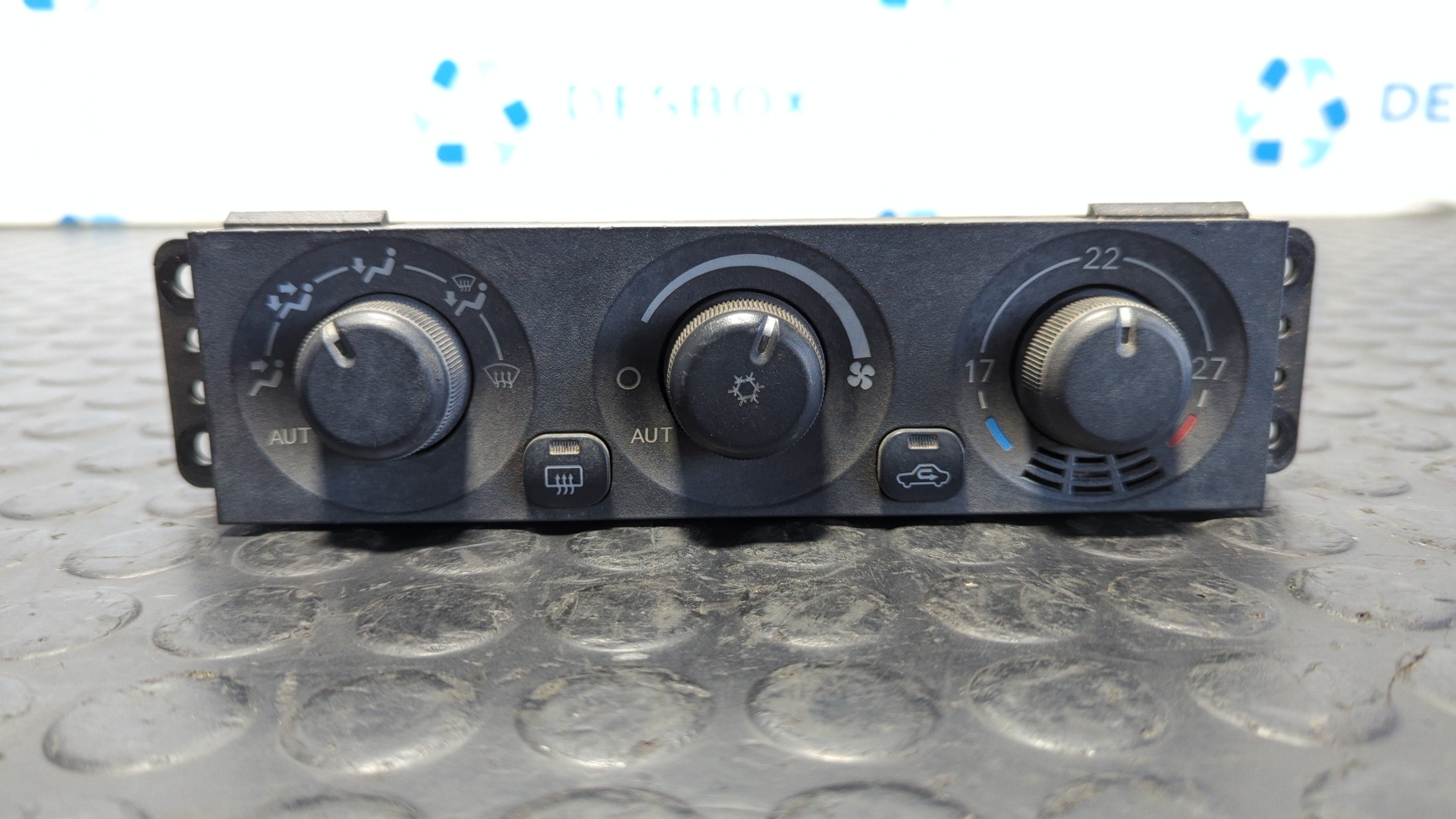 MANDO CALEFACCION / AIRE ACONDICIONADO MITSUBISHI MONTERO (V80/V90)