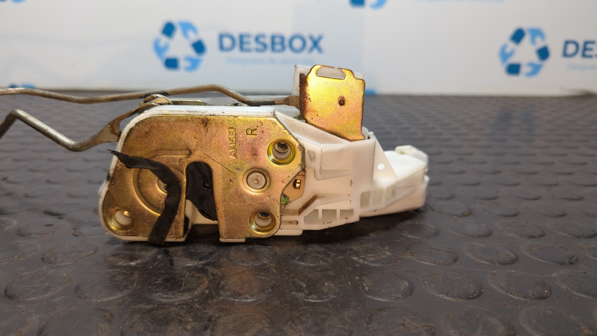 CERRADURA PUERTA DELANTERA DERECHA MITSUBISHI MONTERO (V80/V90) - vista 3