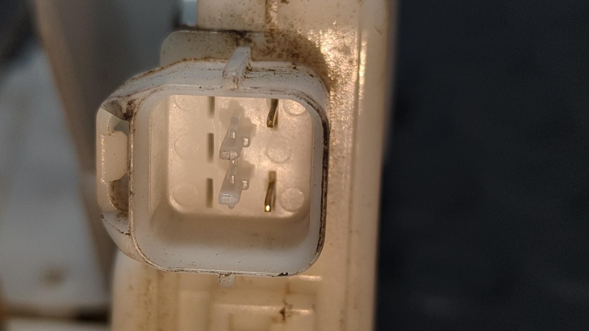 CERRADURA PUERTA DELANTERA DERECHA MITSUBISHI MONTERO (V80/V90) - vista 2