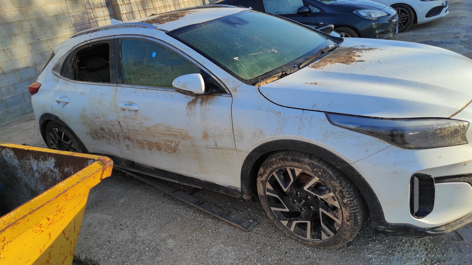 CERRADURA PUERTA TRASERA DERECHA KIA XCEED - vista 4