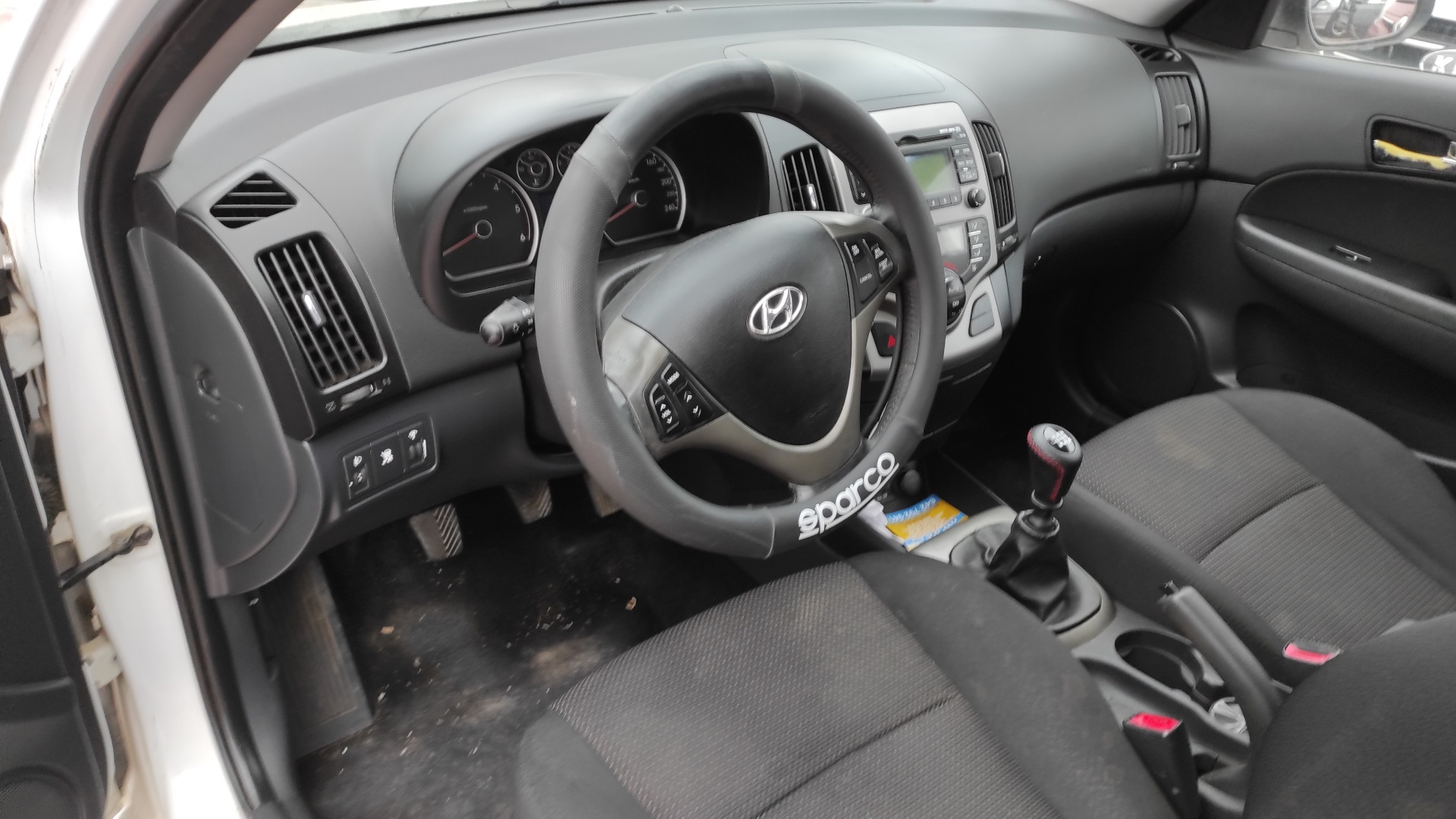 CERRADURA PUERTA DELANTERA DERECHA HYUNDAI I30 - vista 4