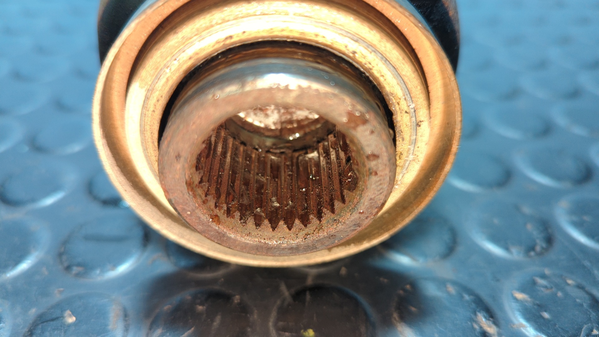 TRANSMISION DELANTERA DERECHA KIA SORENTO - vista 2