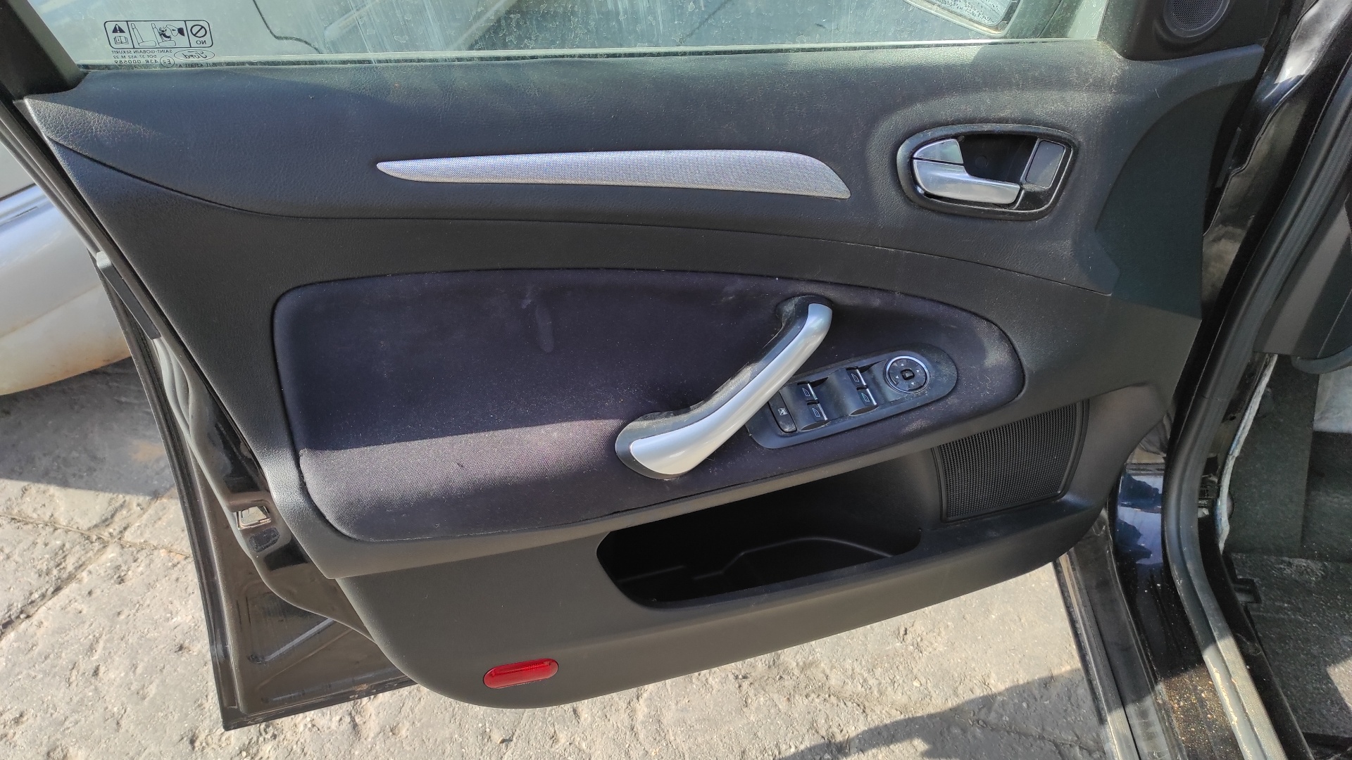 GUARNECIDO PUERTA DELANTERA IZQUIERDA FORD MONDEO BER. (CA2) - vista 4