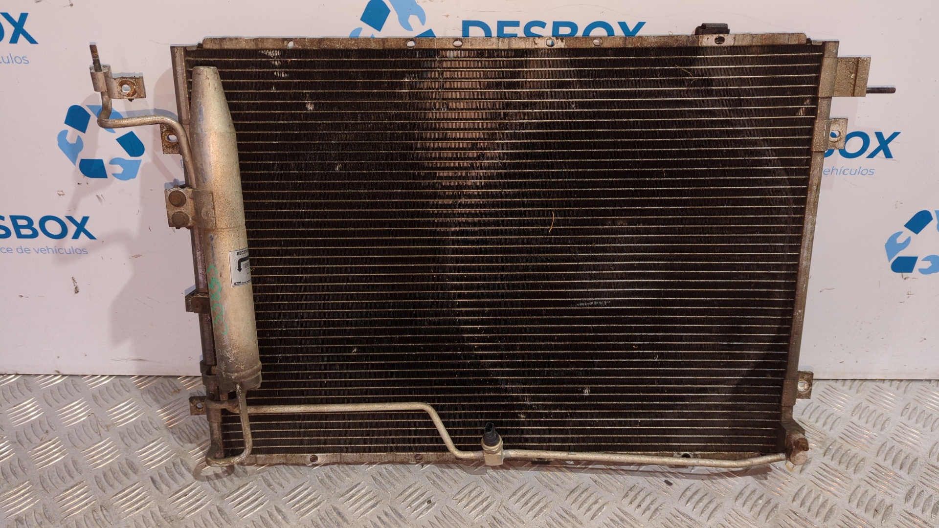 CONDENSADOR / RADIADOR AIRE ACONDICIONADO KIA SORENTO