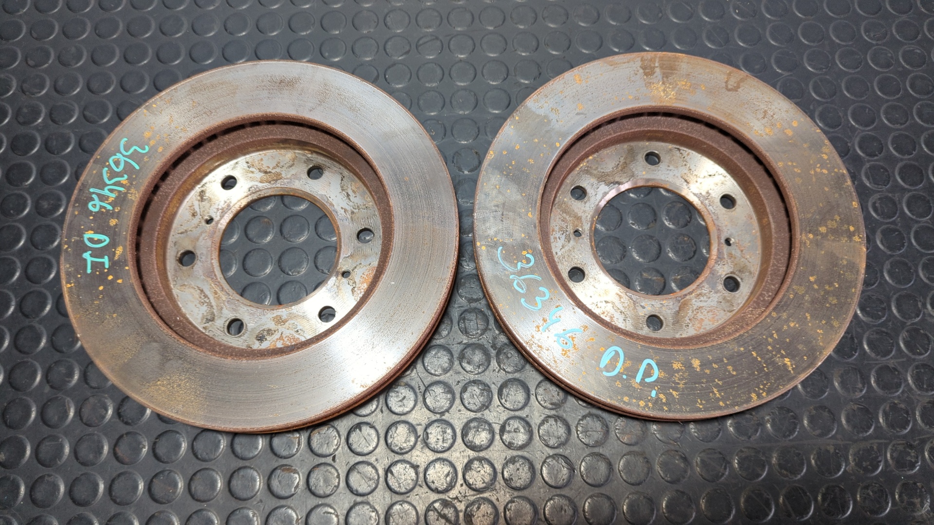 JUEGO DISCOS FRENO DELANTEROS MITSUBISHI MONTERO (V80/V90) - vista 7