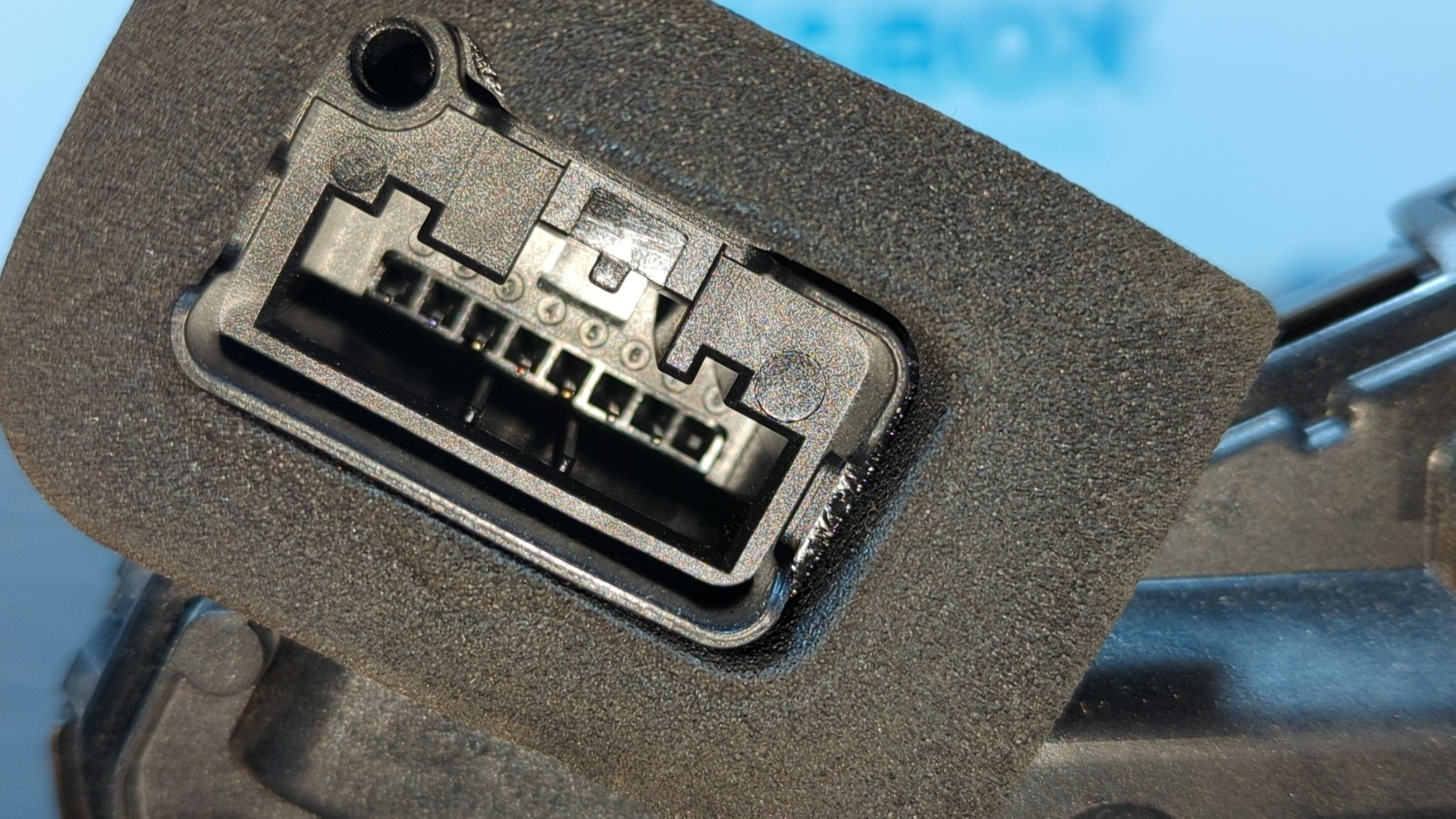 CERRADURA PUERTA DELANTERA IZQUIERDA VOLKSWAGEN POLO - vista 4