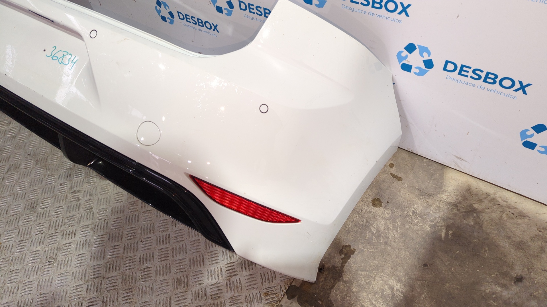 PARAGOLPES TRASERO VOLKSWAGEN GOLF VII LIM. - vista 6