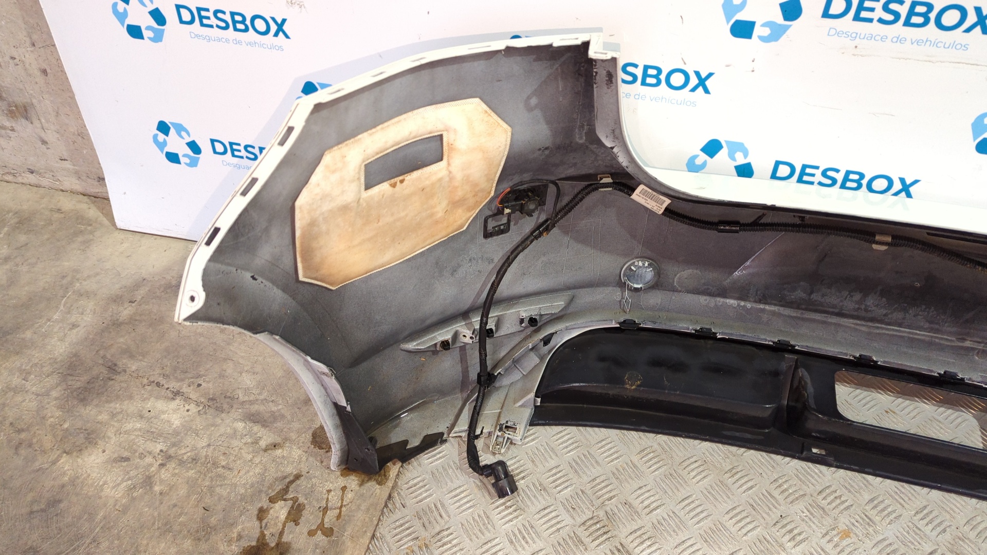 PARAGOLPES TRASERO VOLKSWAGEN GOLF VII LIM. - vista 2