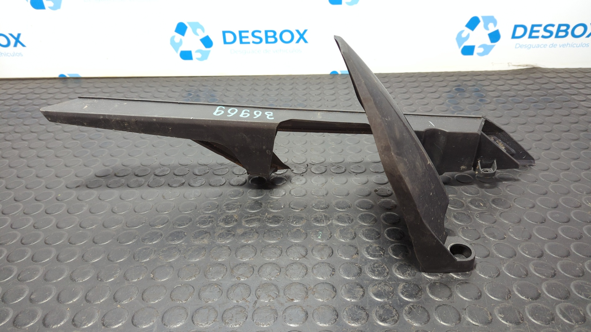 CUBRECADENA KTM 125 DUKE - vista 2