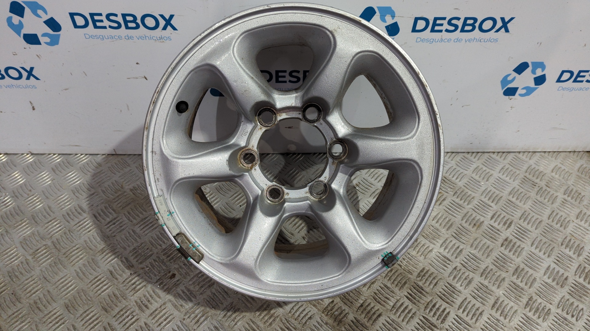 JUEGO LLANTAS MITSUBISHI MONTERO (V20/V40) - vista 2