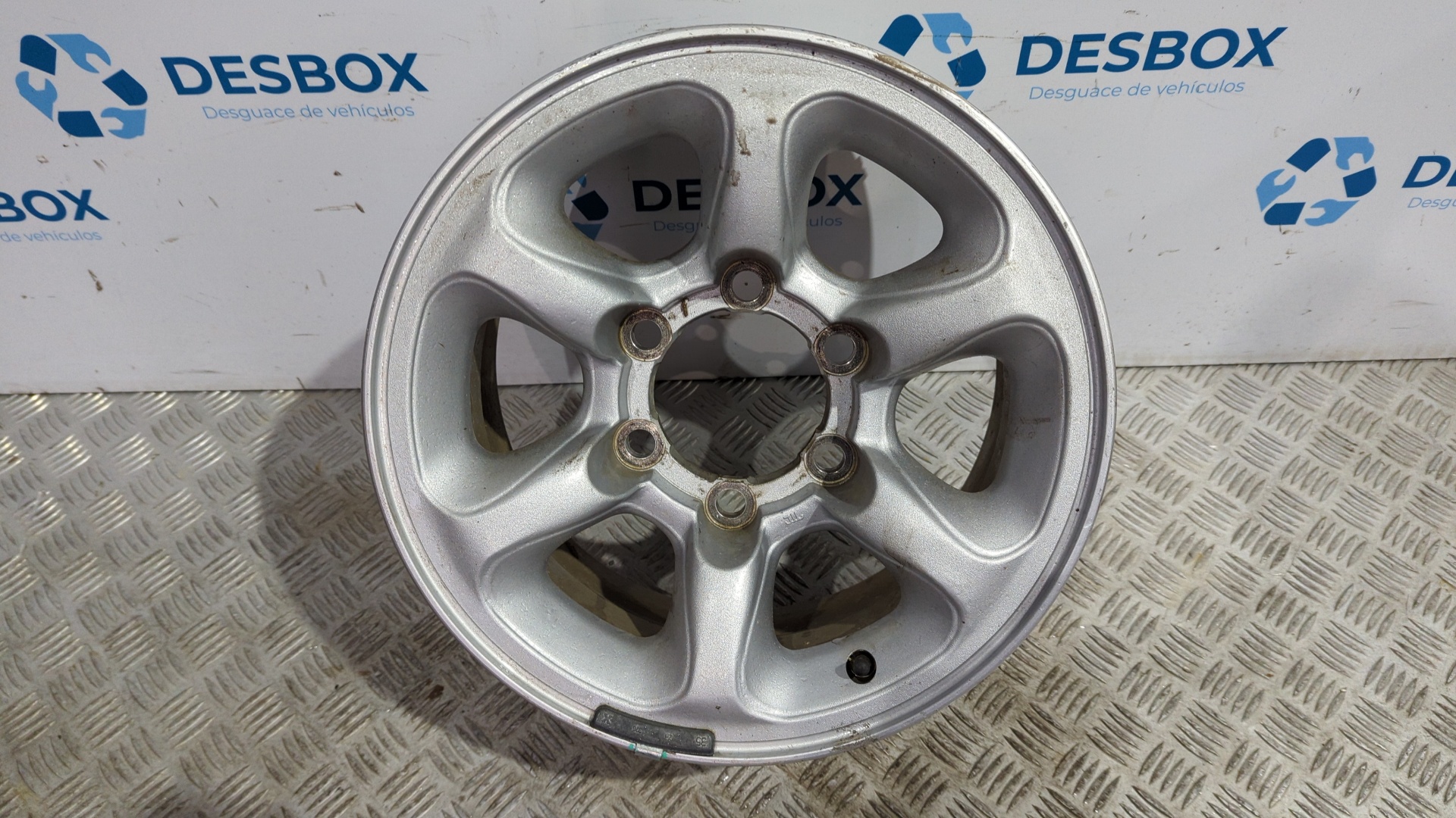 JUEGO LLANTAS MITSUBISHI MONTERO (V20/V40) - vista 3