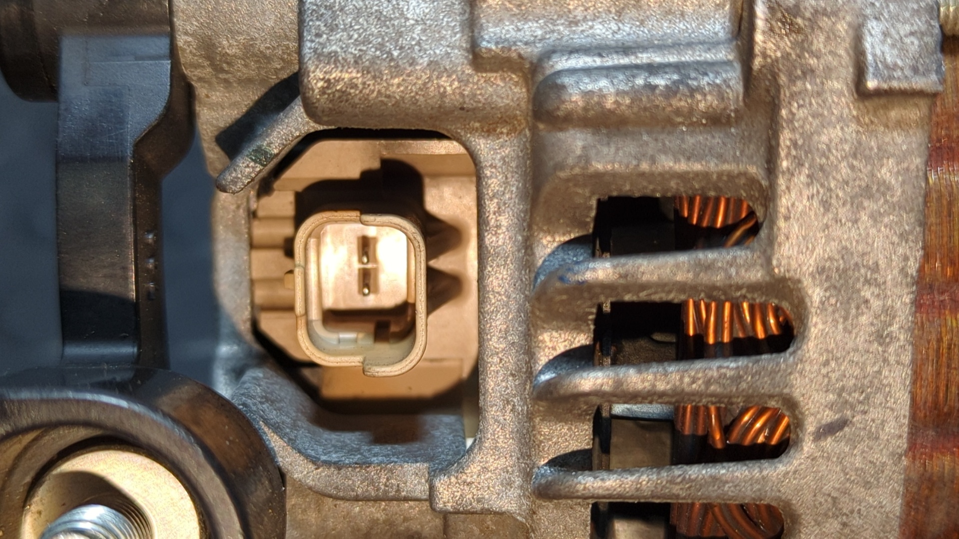 ALTERNADOR CITROEN C4 GRAND PICASSO - vista 4