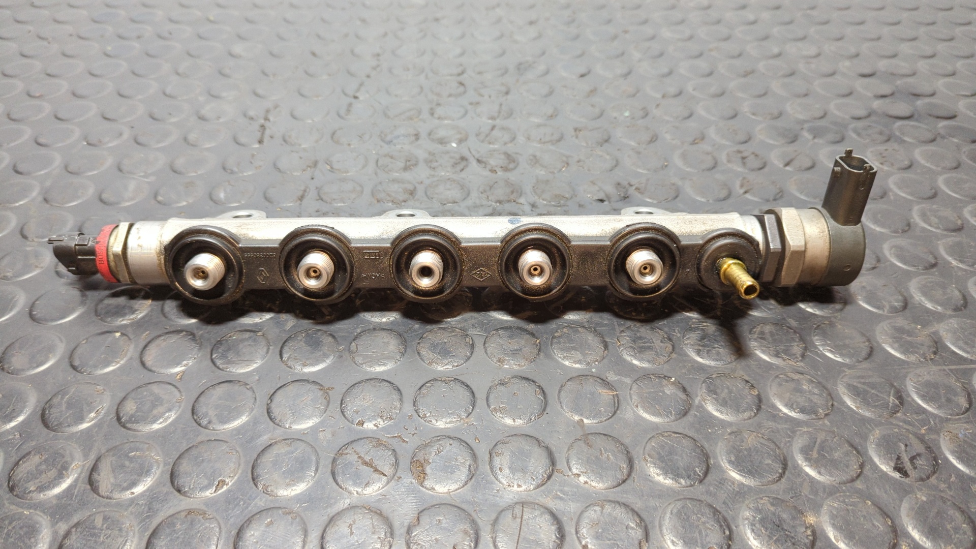 RAMPA INYECTORA RENAULT LAGUNA III - vista 3