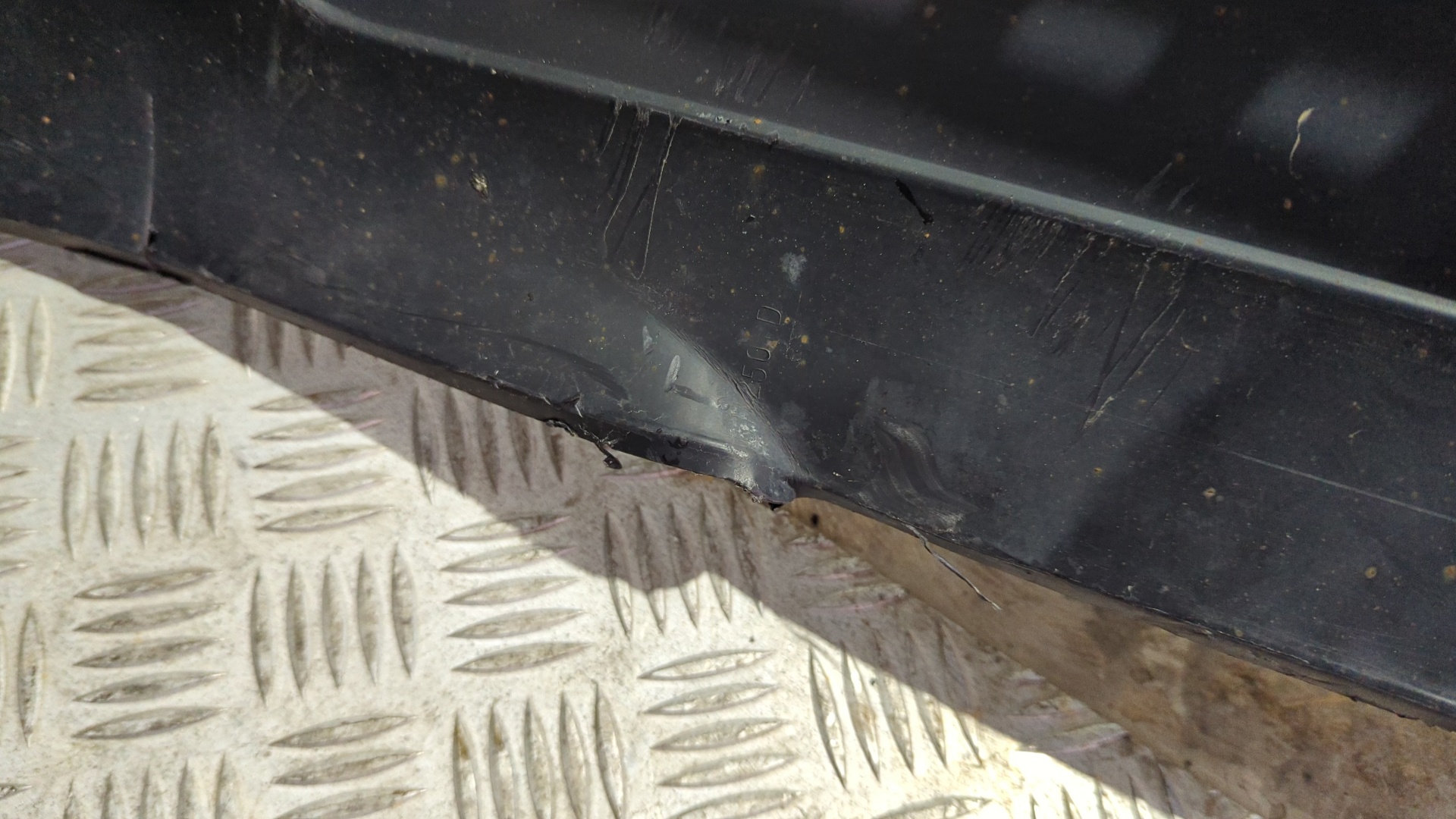 PARAGOLPES TRASERO LAND ROVER DISCOVERY - vista 5