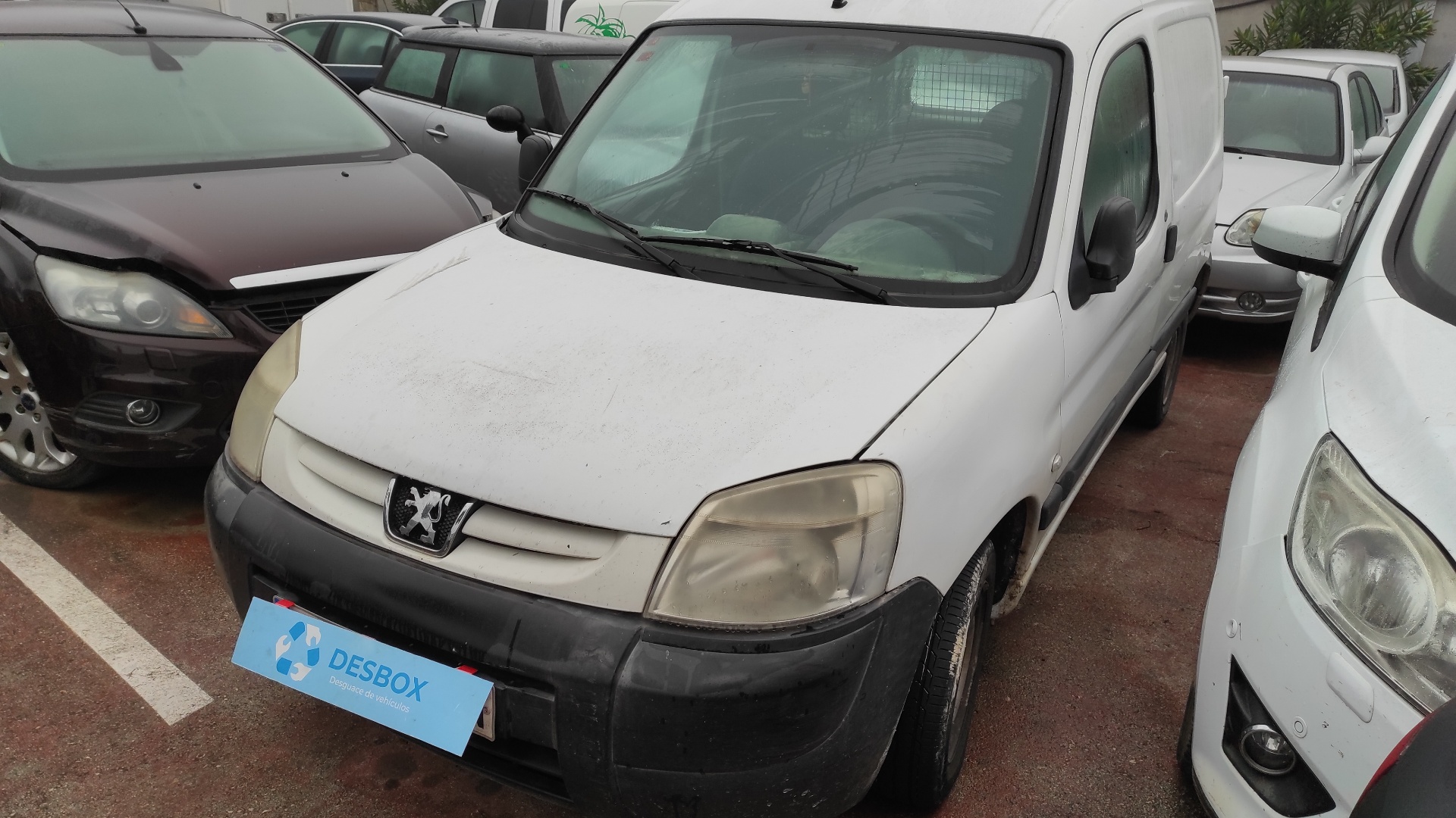 PARAGOLPES TRASERO PEUGEOT PARTNER (S2) - vista 2