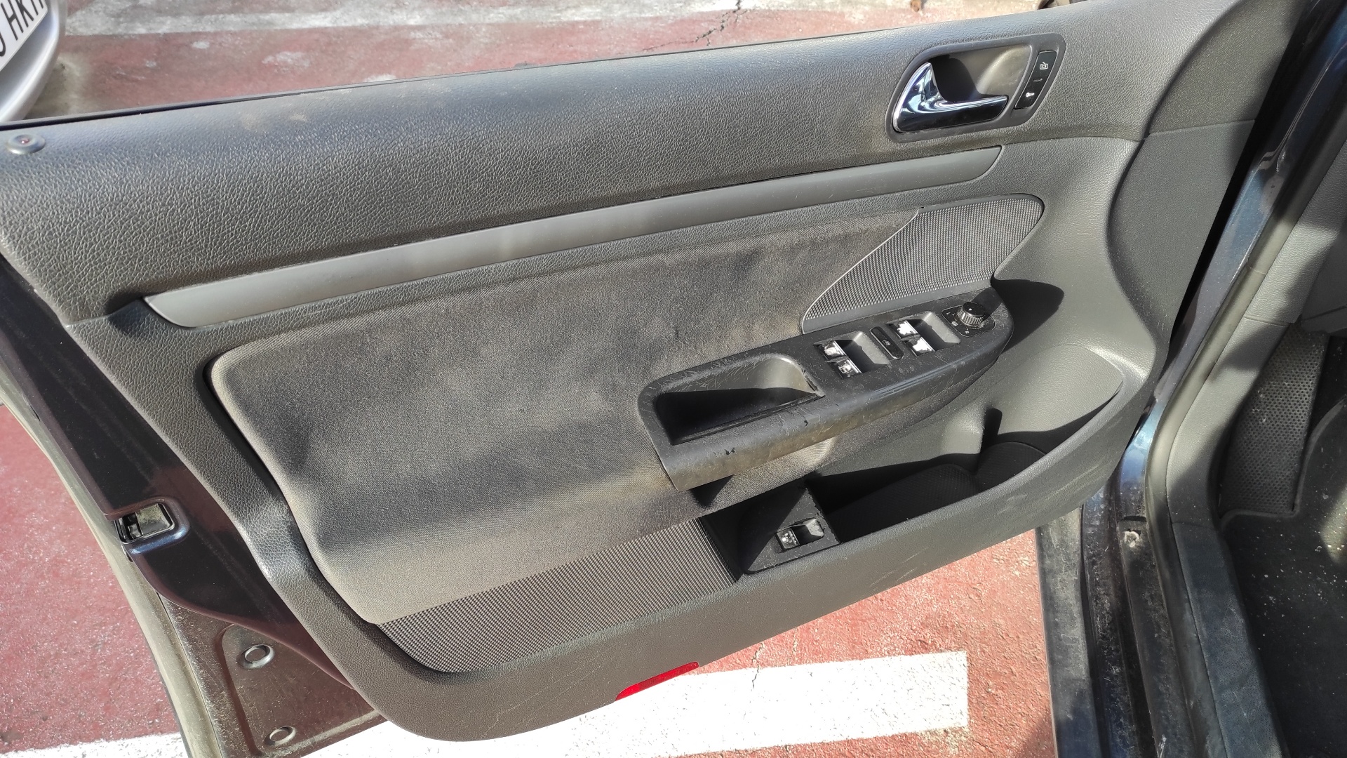 CERRADURA PUERTA DELANTERA IZQUIERDA VOLKSWAGEN GOLF V BERLINA (1K1) - vista 4