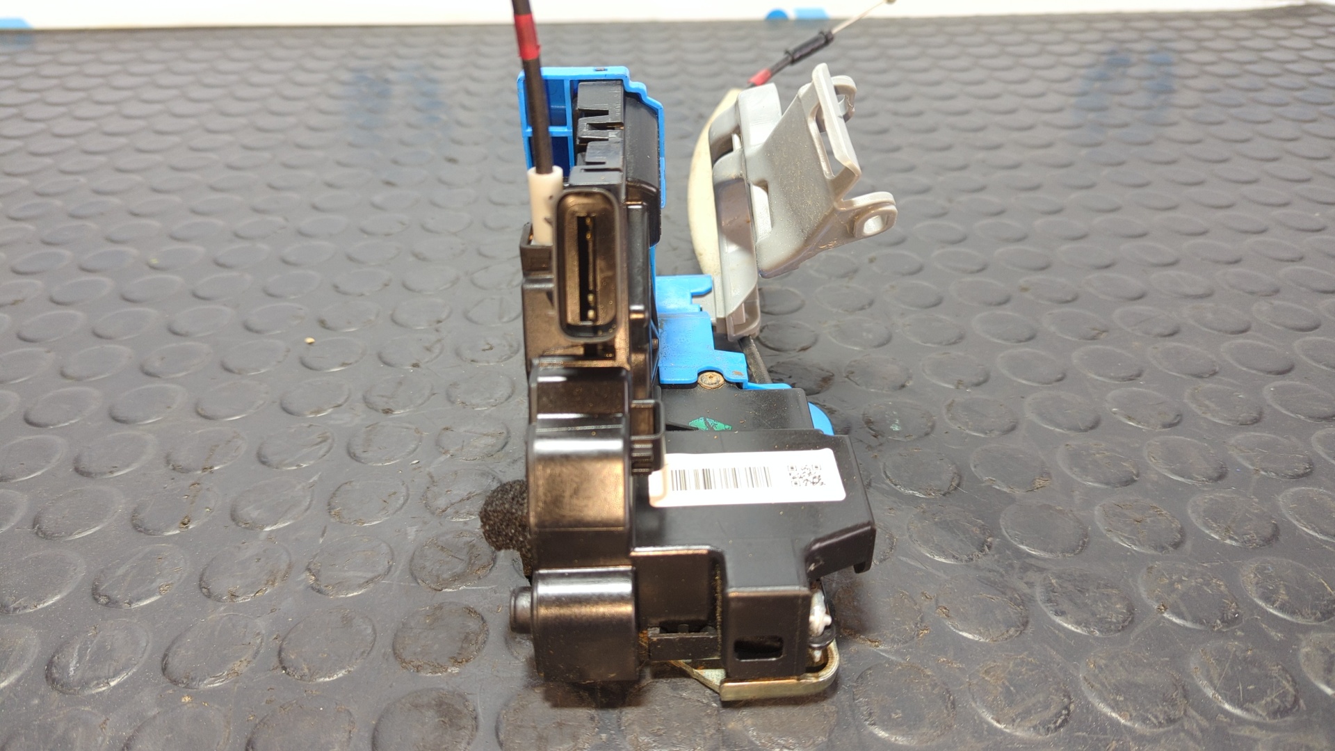 CERRADURA PUERTA TRASERA IZQUIERDA KIA CEE'D - vista 4