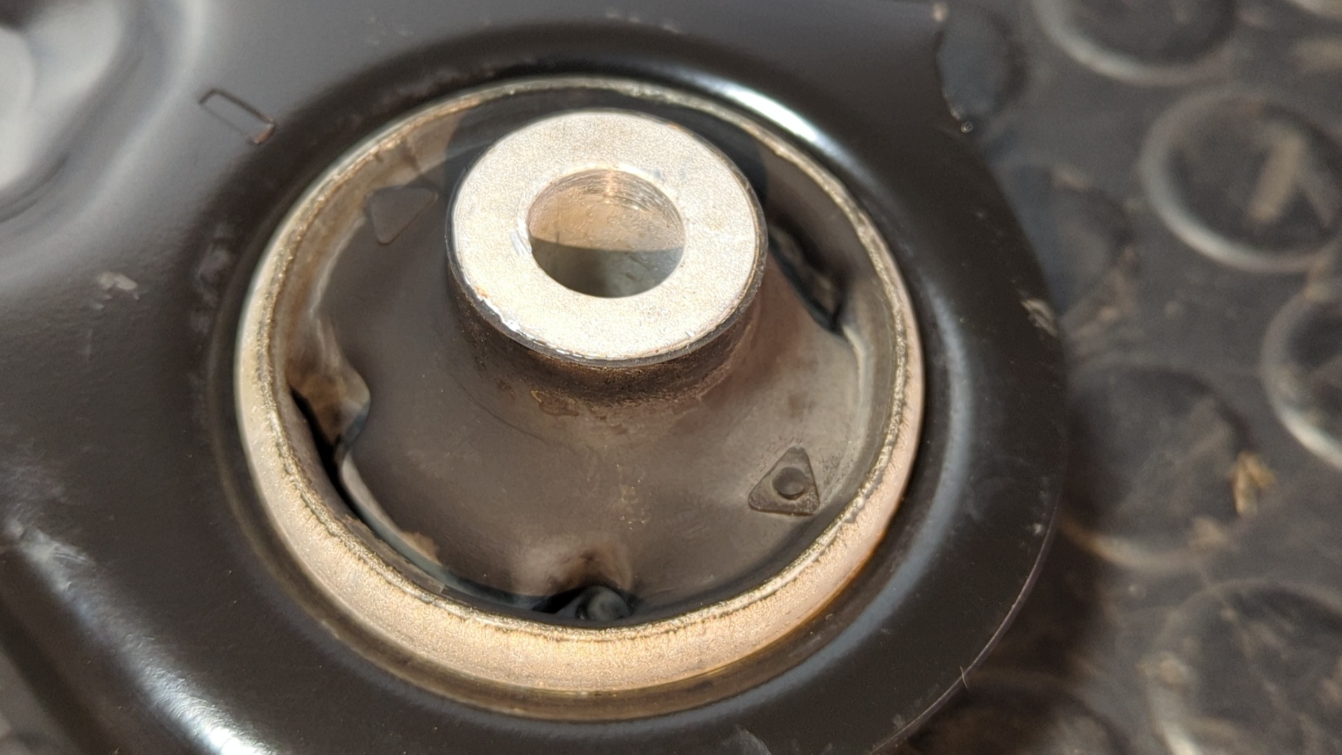 BRAZO IZQUIERDO INFERIOR DELANTERO SEAT ARONA - vista 5