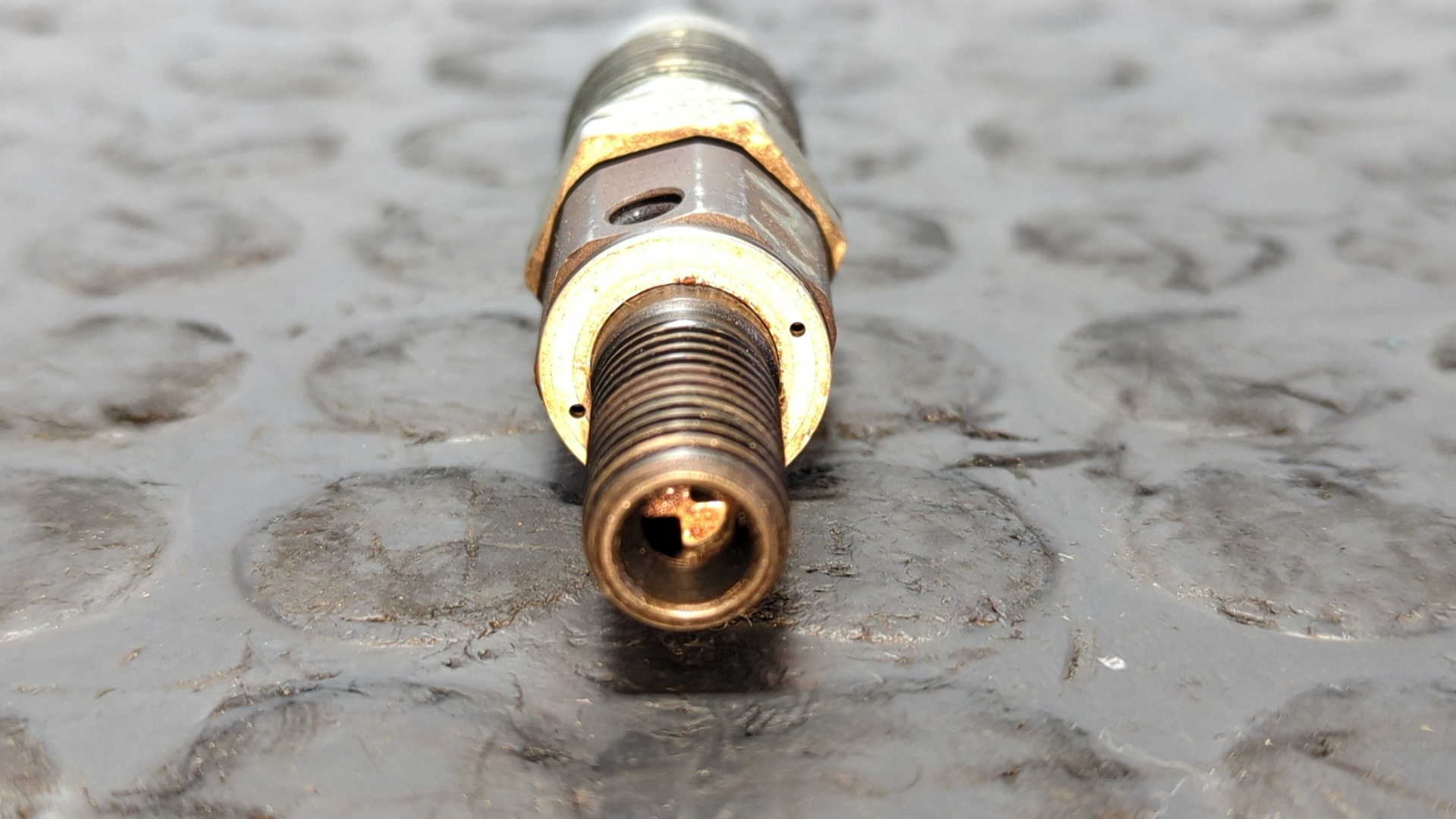 INYECTOR TOYOTA LAND CRUISER (J9) - vista 2